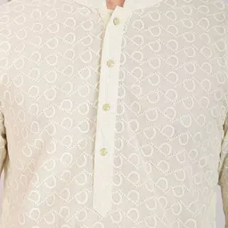 House of Pataudi Thread Embroidered Straight Kurta Set image 5
