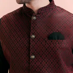 KISAH Men Regular Kurta with Trousers image 5