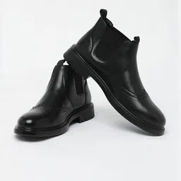 Snitch Black Broguing Formal Shoes-picture-17
