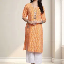 HERE&NOW Selection Of 2 Leheriya Printed Round Neck Straight Kurta image 5