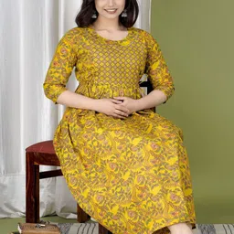 Tulsiram Floral Printed Pure Cotton A-Line Midi Dress-picture-33
