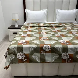 Pure Decor White & Olive Printed Pure Cotton King Duvet Cover image 3