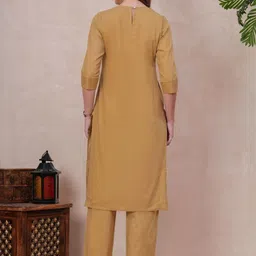 HIGHLIGHT FASHION EXPORT Ethnic Motifs Embroidered Thread Work Pure Cotton Kurta Set image 3