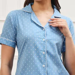 Meeranshi Women Printed Night suit image 2