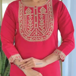 HERE&NOW Women Ethnic Motifs Embroidered Regular Thread Work Kurta with Trousers & With Dupatta image 3