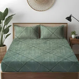 WEAVE AND DECOR Green & Black 300 TC Bedsheet with 2 Pillow Covers-image-50