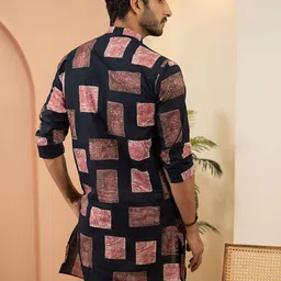 Shasak Men Geometric Kurta image 2