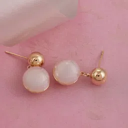 GC Jewelery Circular Studs Earrings image 4