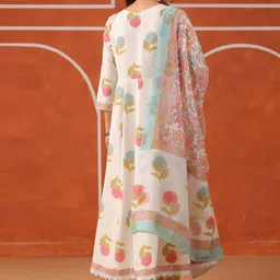 DIVASTRI Women Viscose Rayon Printed Kurta Sets With Dupatta image 2