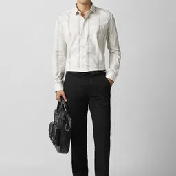 Van Heusen Men Slim Fit Vertical Striped Spread Collar Formal Shirt image 5