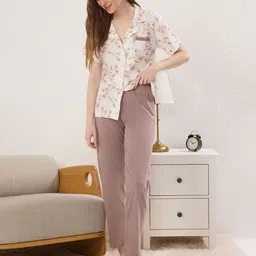Trendyol Women Floral Printed Lapel Collar Neck Night suit-image-60
