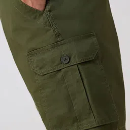 The Souled Store Men Cargo Shorts Forest Green image 4