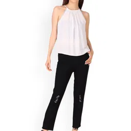 NEUNK Women Comfort Regular Fit Mid-Rise Stretchable Jeans image 4