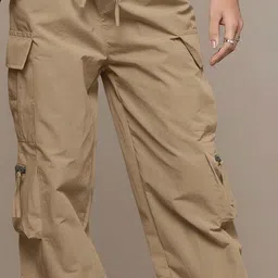 FELLAMO Women Relaxed Straight Leg Loose Fit High-Rise Easy Wash Cargos Trousers image 5