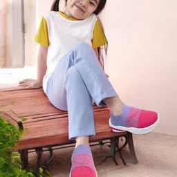 FABBMATE Unisex Kids Woven Design Slip-On Sneakers image 2