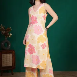 Nayo Floral Printed V-Neck Pure Cotton Straight Kurta With Palazzos-image-18