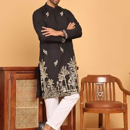 Jompers Men Animal Embroidered Regular Thread Work Kurta with Pyjamas image 4
