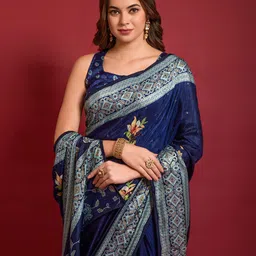 DIVASTRI Floral Silk Blend Saree image 5