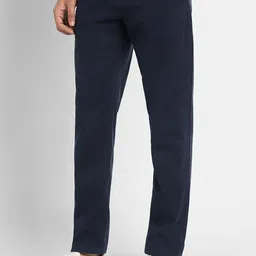 AMERICAN EAGLE OUTFITTERS Men Classic Regular Fit Mid Rise Trousers image 5