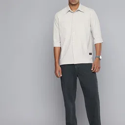 Flying Machine Textured Casual Shirt image 4