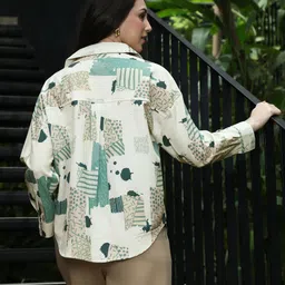 pinacolada Women Regular Fit Printed Spread Collar Casual Shirt image 3