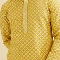 Manyavar Mandarin Collar Geometric Woven Design Chanderi Cotton Kurta with Trouser image 3