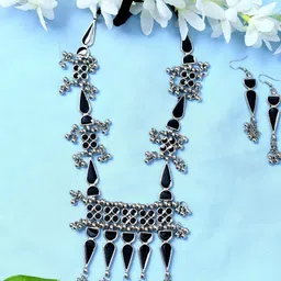 JOHARKAMAL Silver-Plated Ghungroo Beaded Enamelled Necklace & Earrings-picture-36