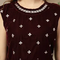 Stylum Women Ethnic Motifs Embroidered Thread Work Velvet Anarkali Kurta Set & Dupatta image 4