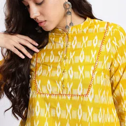 fusion by glitchez Abstract Printed Mandarin Collar Pure Cotton Top image 3