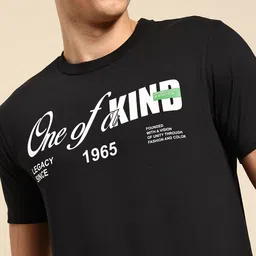 United Colors of Benetton Typography Printed T-shirt image 4