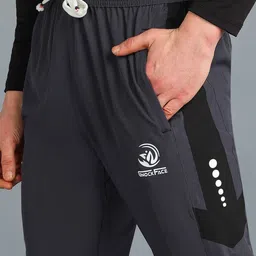 Print Men Mid-Rise Track Pants image 3