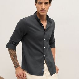 THE BEAR HOUSE Men Slim Fit Solid Button-Down Collar Casual Shirt-picture-31