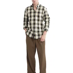 RARE RABBIT Men Comfort Opaque Checked Casual Shirt image 4