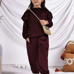NEUDIS Girls Long Sleeves Velvet Sweatshirt With Jogger-image-3