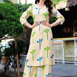 Dhibha Floral Printed V-Neck Straight Kurta With Palazzos-picture-29