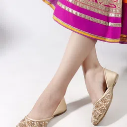 retro walk Bellies For Women-picture-30