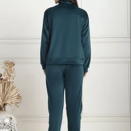 TAG 7 Women Night suit image 3