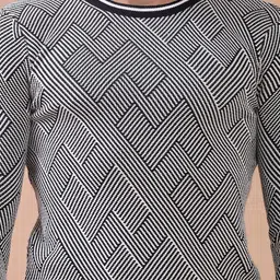 V-Mart Men Pullover image 3