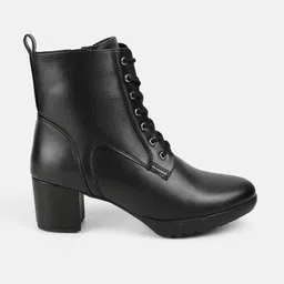 Mochi Women Round Toe Regular Boots image 4
