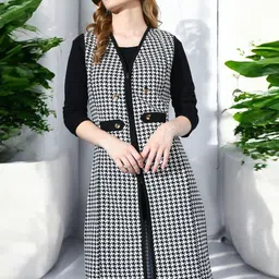 IUGA Women Checked Sleeveless Longline Shrug image 2