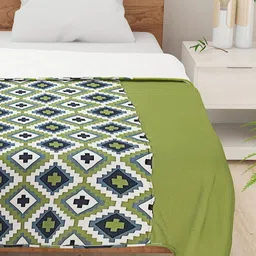 SWAYAM Green & White Geometric AC Room 110 GSM Double Bed Dohar image 5