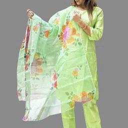 snizvi Women Floral Regular Kurta with Trousers & With Dupatta image 2