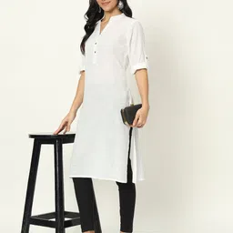 besolid Women Striped Thread Work Khadi Kurta image 3