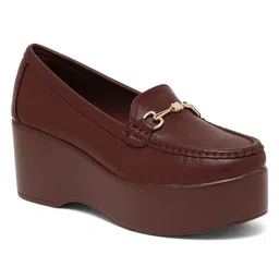 Flat n Heels Women Loafers image 3