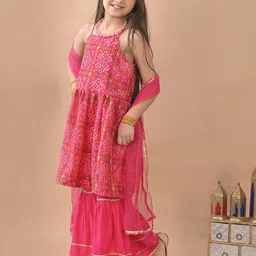 Here&Now X Kinder Kids Girls Bandhani Printed Regular Kurta with Sharara & With Dupatta image 3