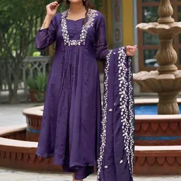 GoSriKi Embroidered Thread Work A-Line Kurta With Palazzos & Dupatta image 4
