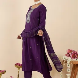 Indo Era Women Ethnic Motifs Embroidered Regular Thread Work Kurta with Trousers & With Dupatta image 3