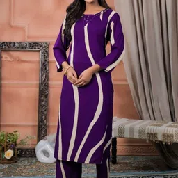 Kiwi Gaba Women Printed Regular Beads and Stones Kurta with Trousers image 5