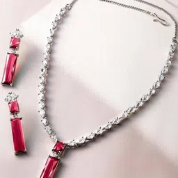 TIYARA Jewellery Set image 1