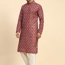 Rawayi Men Flared Sleeves Thread Work Pathani Kurta image 4